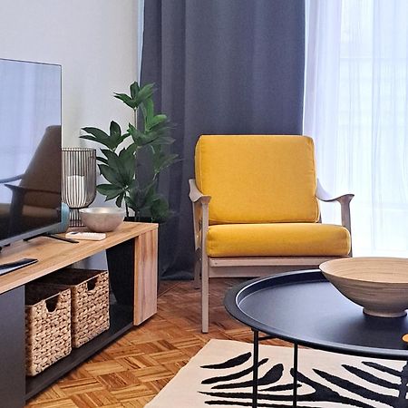 Stylish City Center Apartment Serres Exteriér fotografie