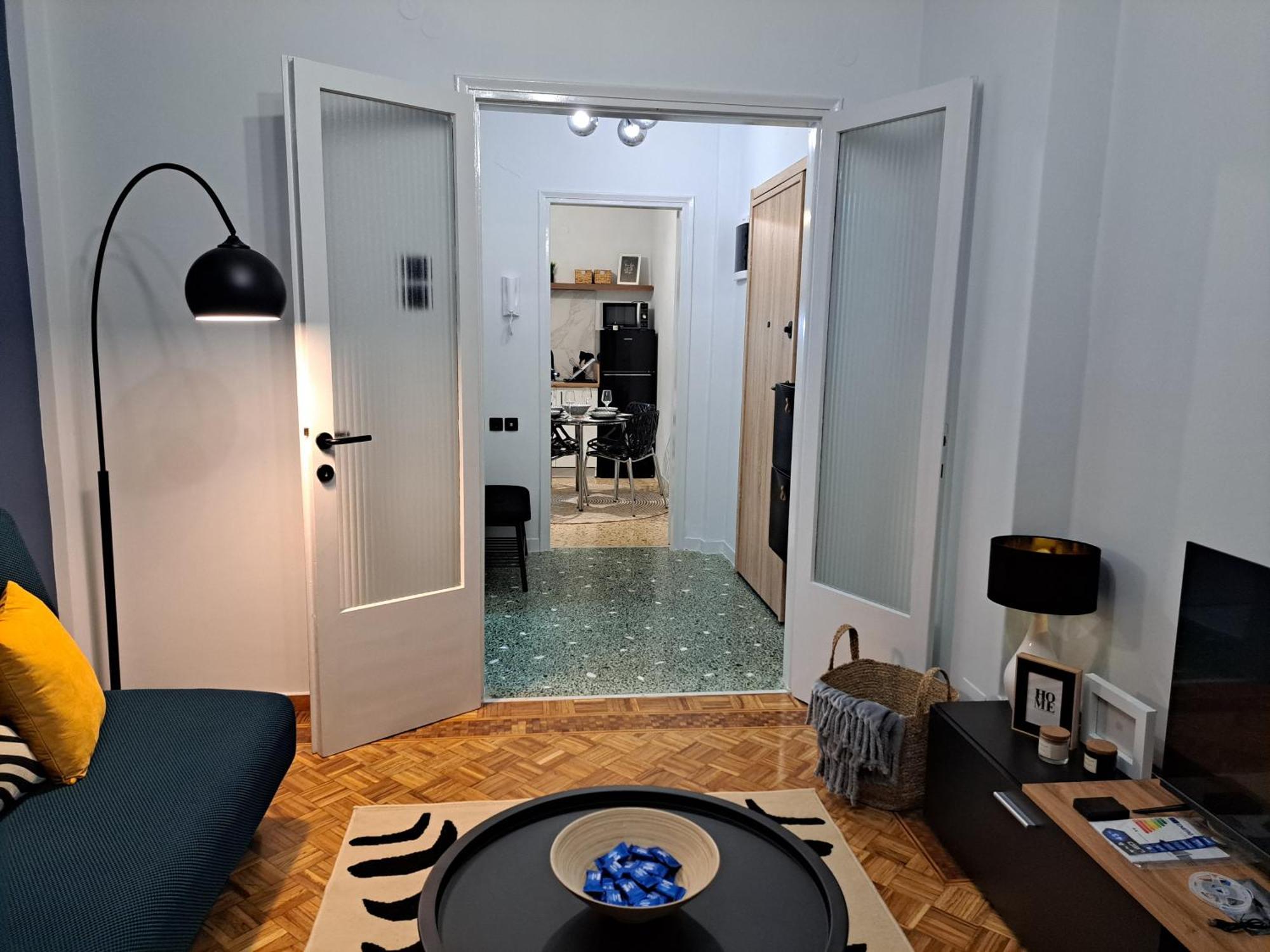 Stylish City Center Apartment Serres Exteriér fotografie
