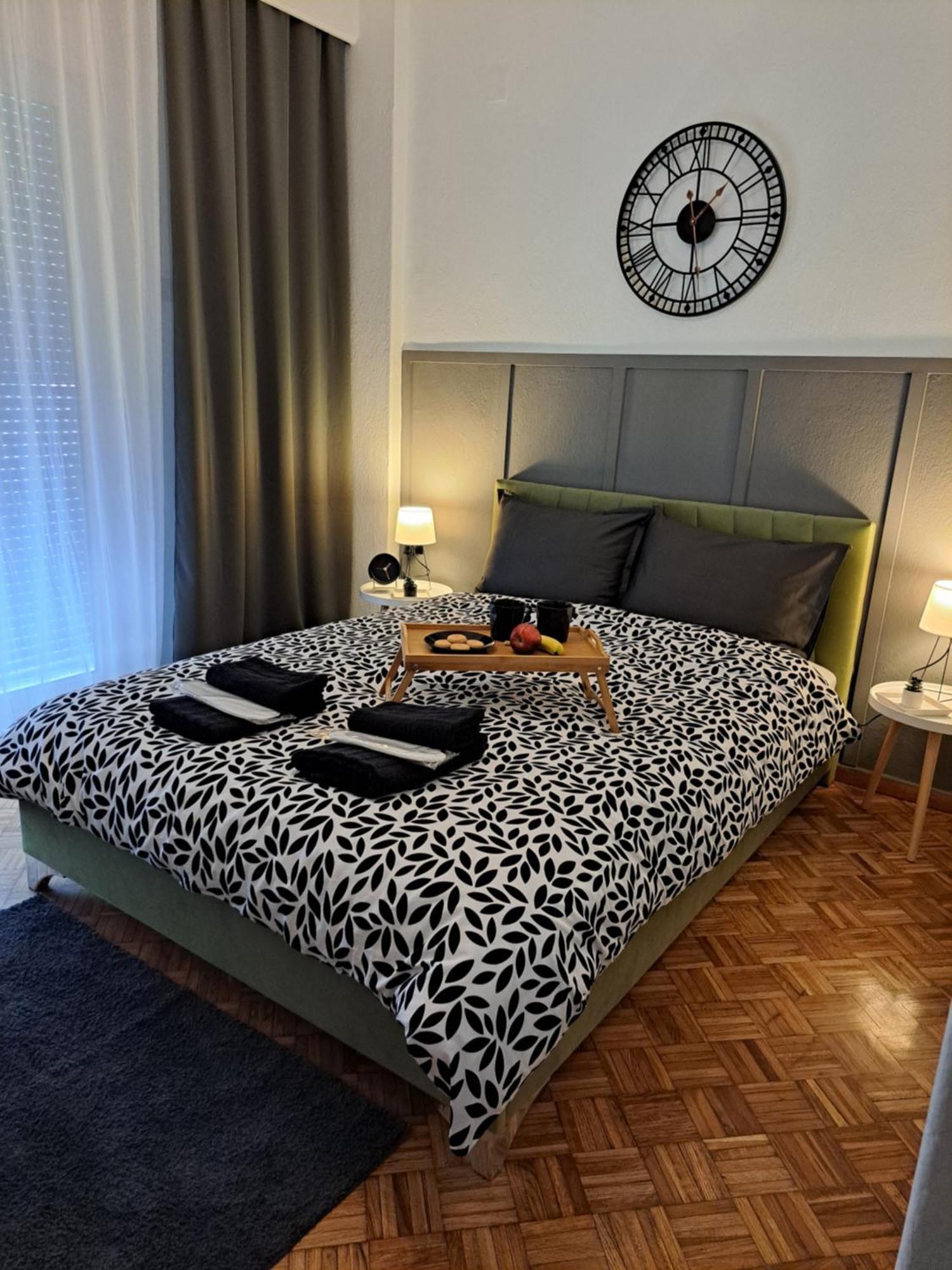 Stylish City Center Apartment Serres Exteriér fotografie
