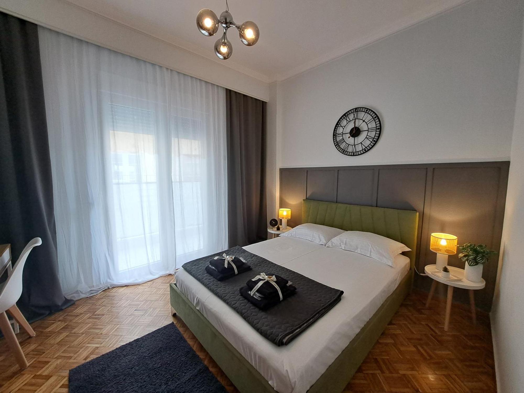 Stylish City Center Apartment Serres Exteriér fotografie
